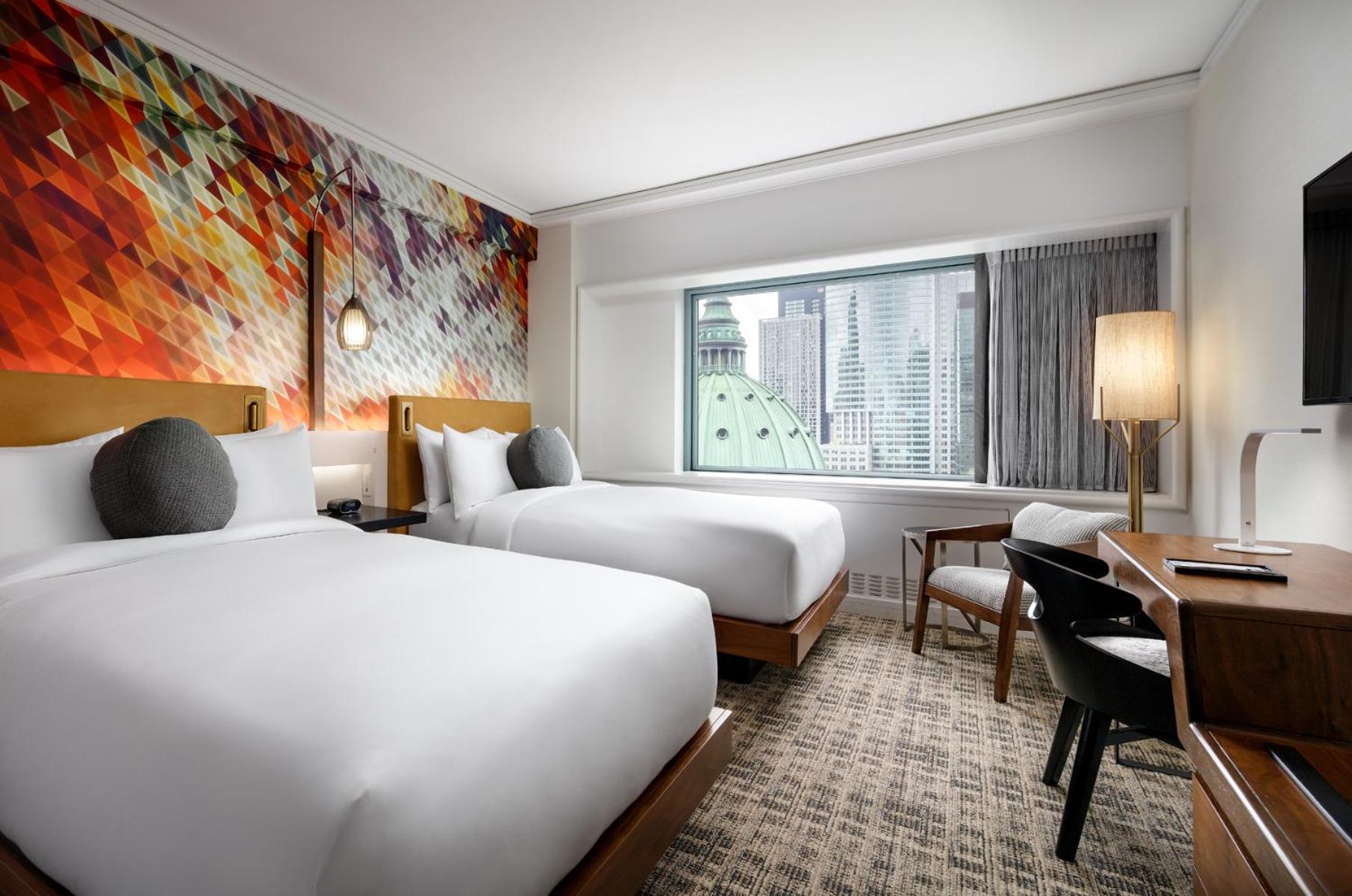 Fairmont The Queen Elizabeth 5*